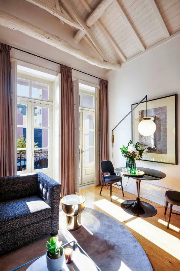 The A5 Smart Luxury Studios Порту Экстерьер фото